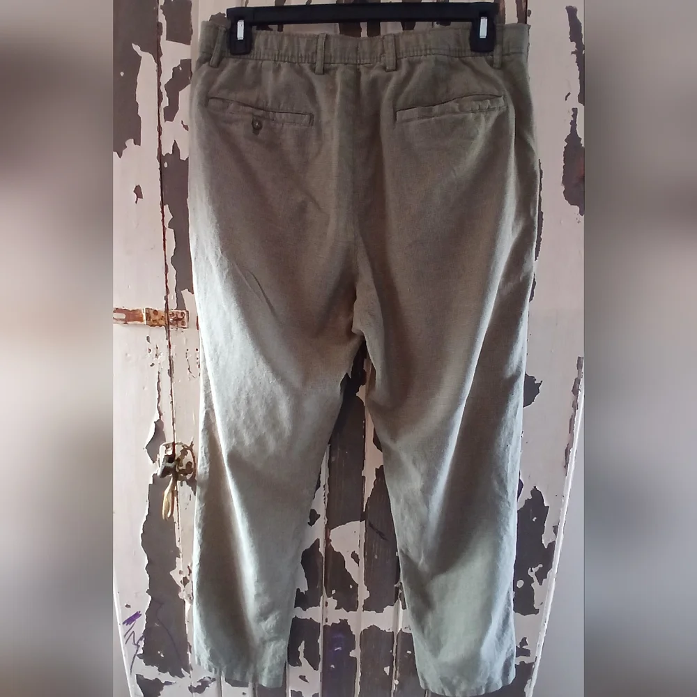Large, Linen Blend, Loose Taper 36